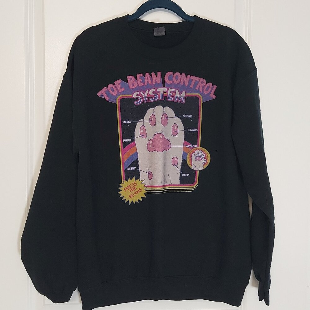 Adorable sweatshirt with cat paws